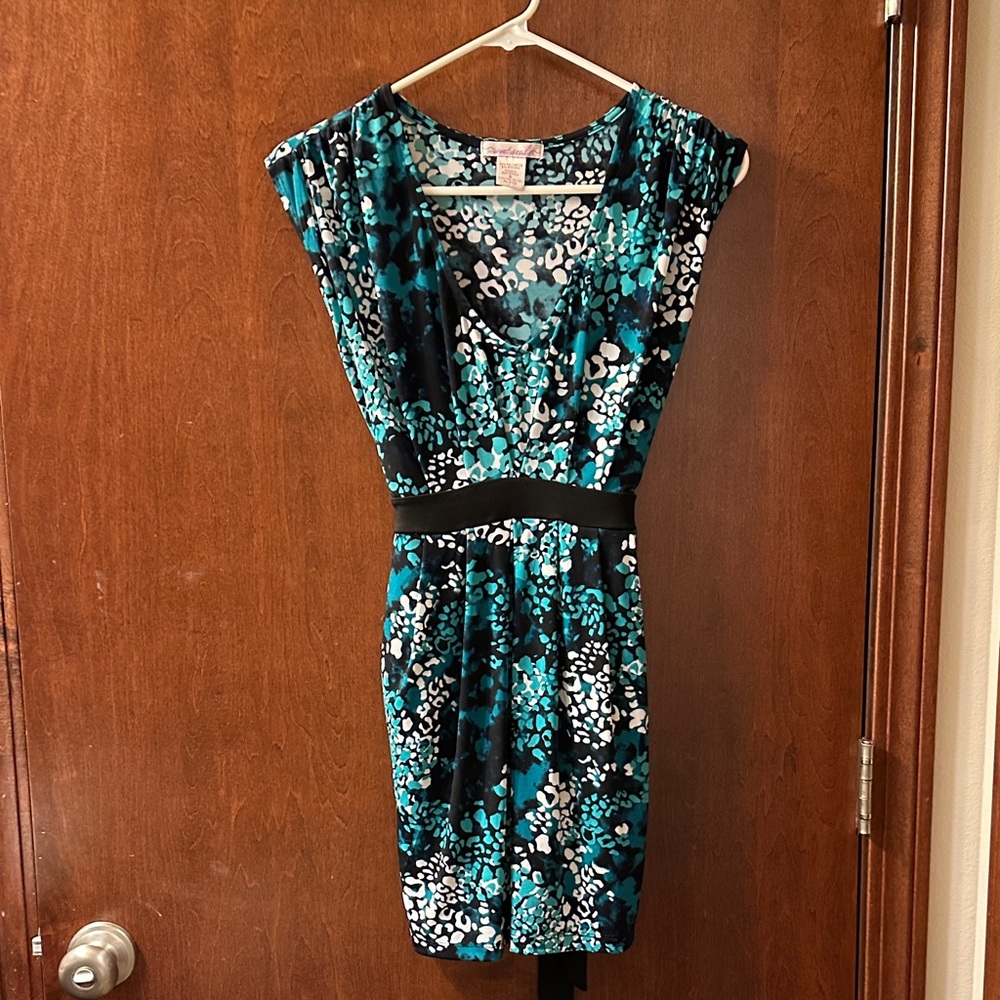 Dress or tunic it’s up to you! Size small
